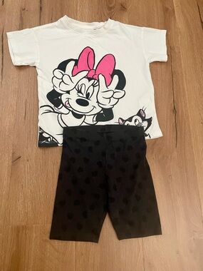 H&M Minnie Mouse White Graphic Tee with Pink Bow & Black Heart Bike Shorts